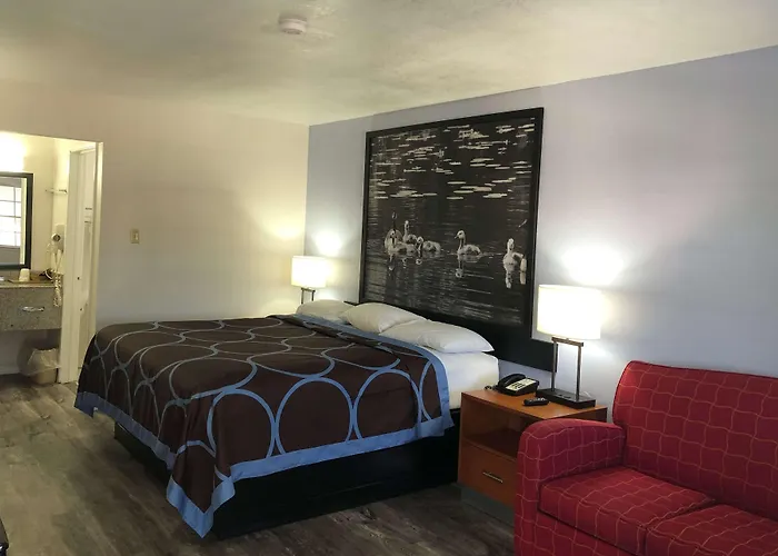 Top Hotels Near North Canton Ohio