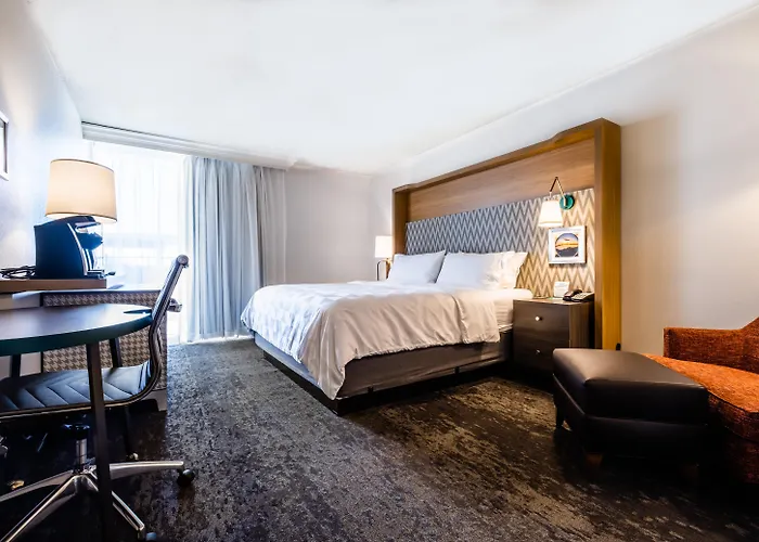 Top Hotels in Grand Haven, Michigan