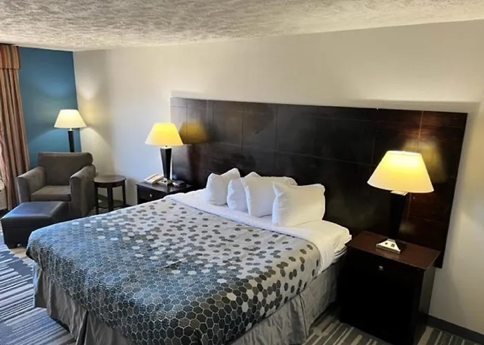 Best Hotels with Airport Shuttle in Philadelphia
