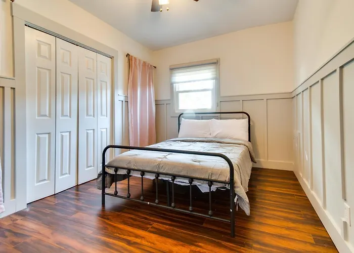Top Hotels Near Robinson Illinois